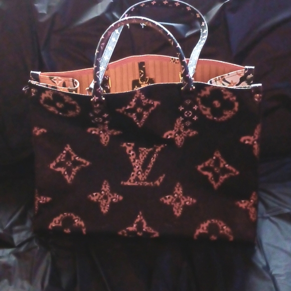 Louis Vuitton Bags Louis Vuitton Large Animal Print Poshmark